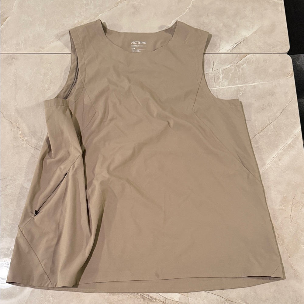 Arc’teryx Women's Beige Tank Top